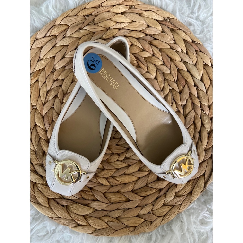 NWOT Michael Kors Furton Flats